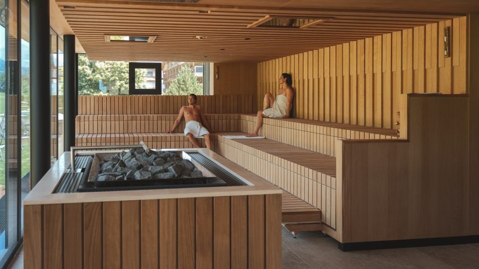 HELDenhafte Saunaaufgüsse in der Panorama-Aufgusssauna